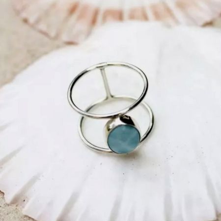 Refined Halo 925 Sterling Silver Ring Design